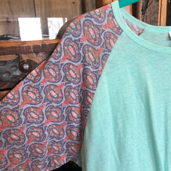 LuaRoe Randy - Picture 2 of 3